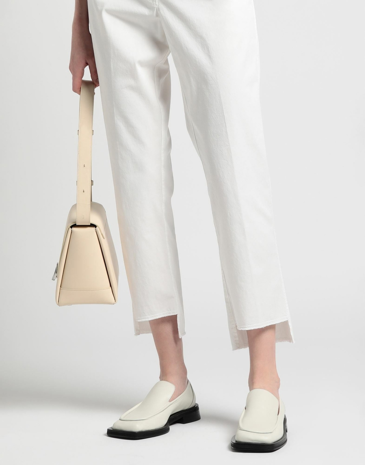 Peserico Womens Pants in White