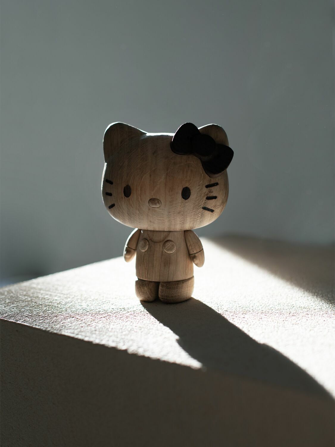 BOYHOOD Large Hello Kitty