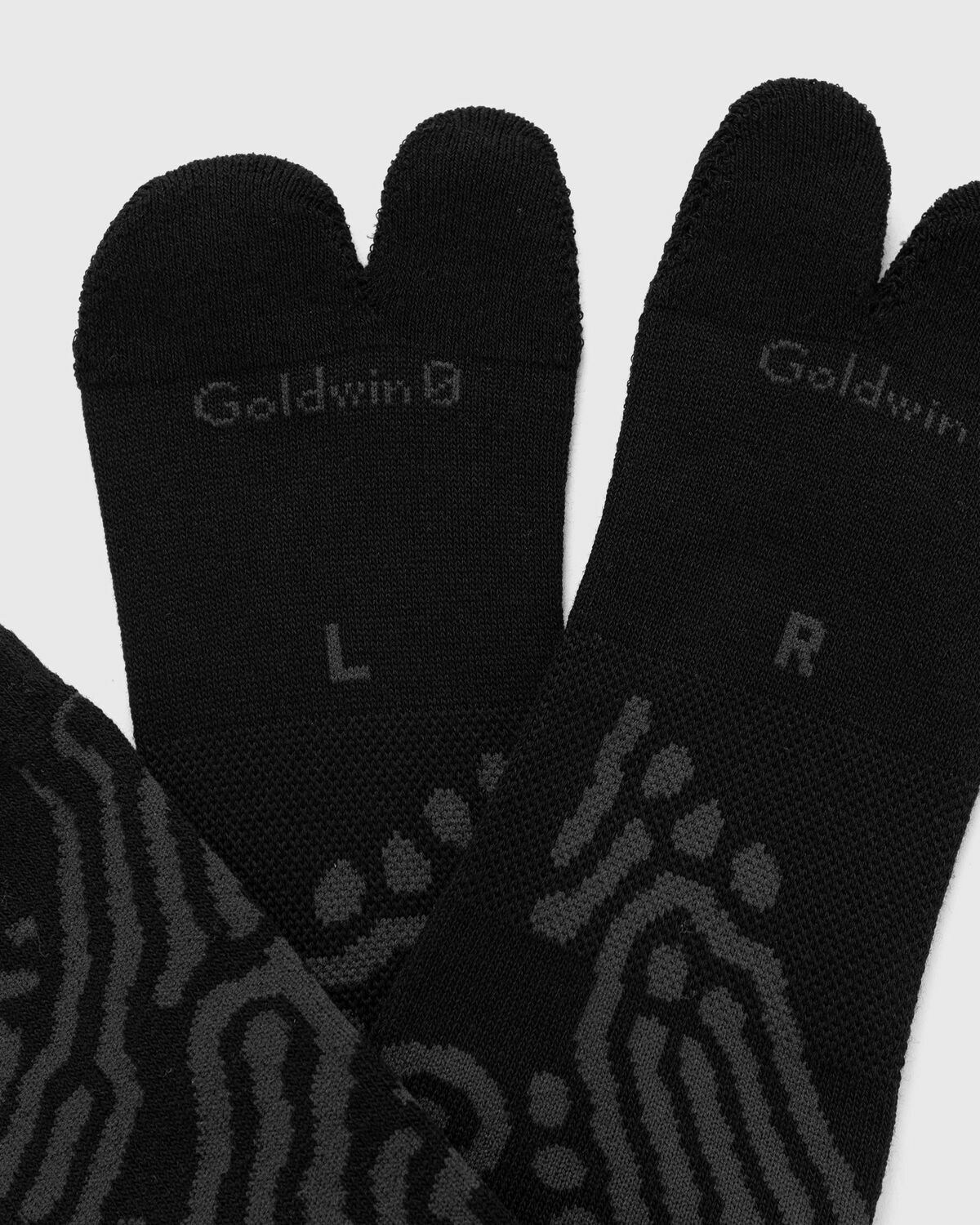【美品】Goldwin 140サイズ 上下セット 人気の GOLDWIN × UNDER R Black Collection 【公式通販】