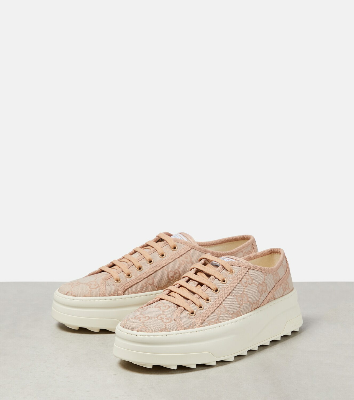 スニーカー Gucci Original Gg Canvas Flatform Sneakers Women's GG sneaker in beige and ebony Original GG | GUCCI® US