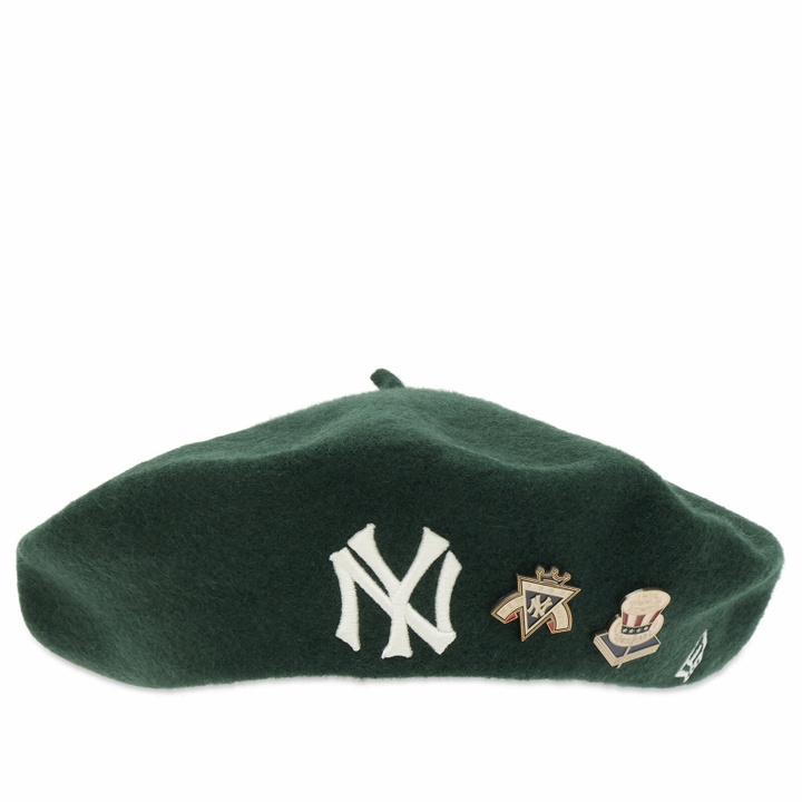 Photo: New Era New York Yankees Pin Wool Beret in Dark Green 