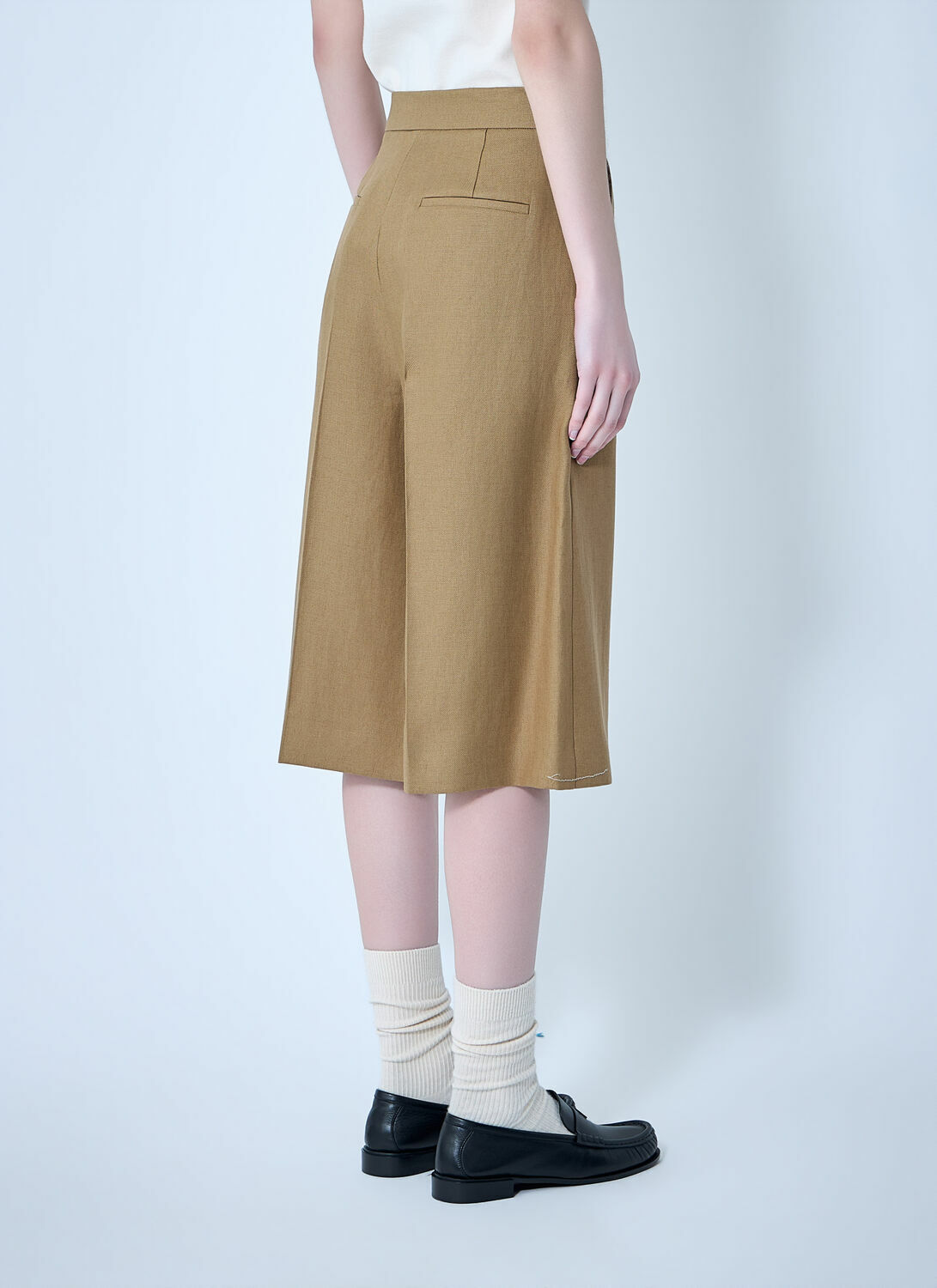 Max Mara Linen Bermuda Shorts