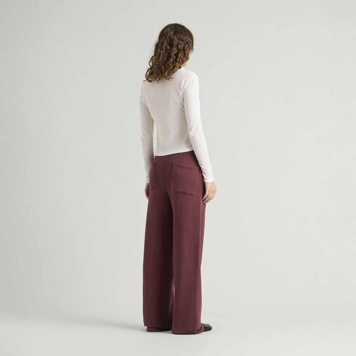 END. Mono Sweatpant in Oxblood