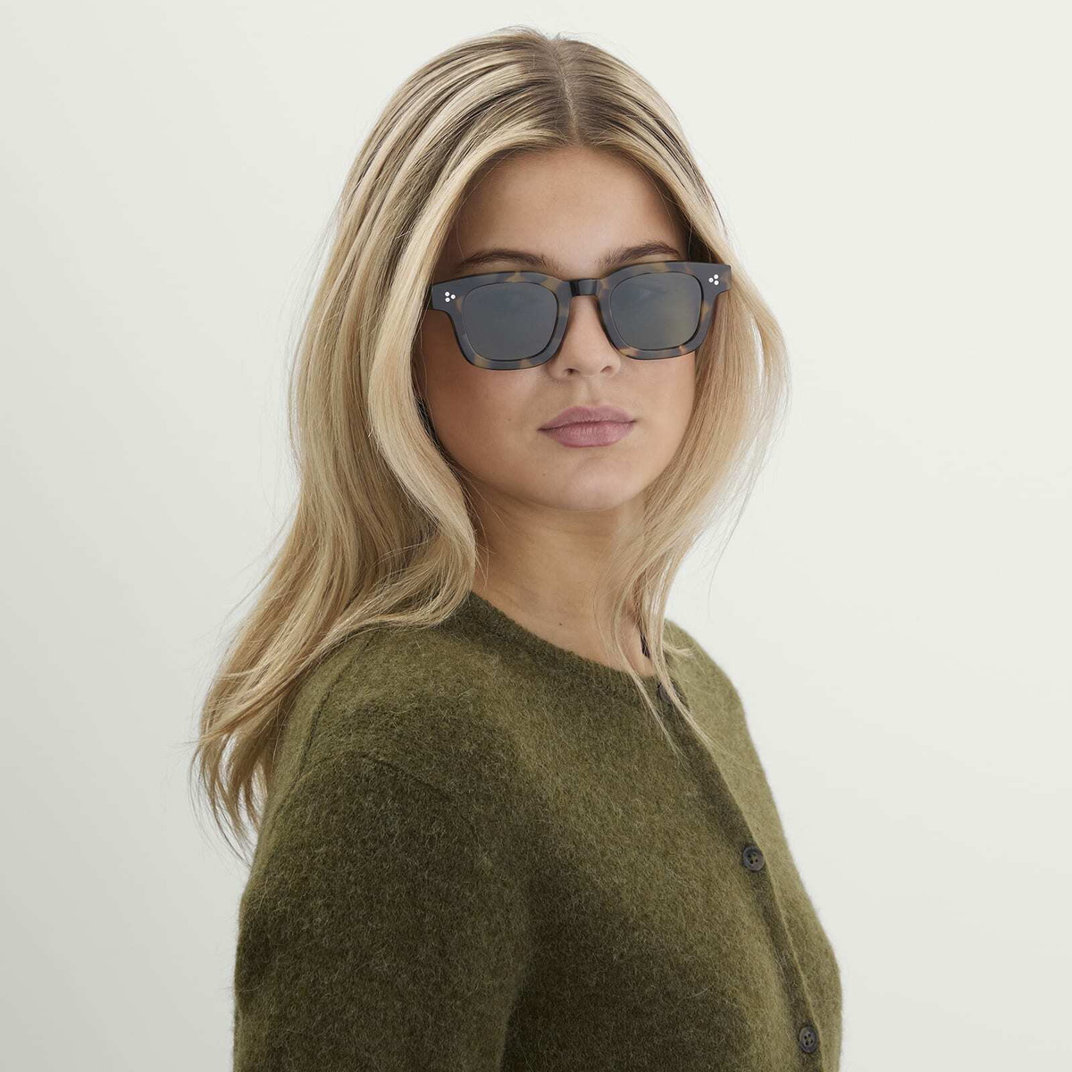 AKILA Ascent Sunglasses in Camo Tortoise/Green 