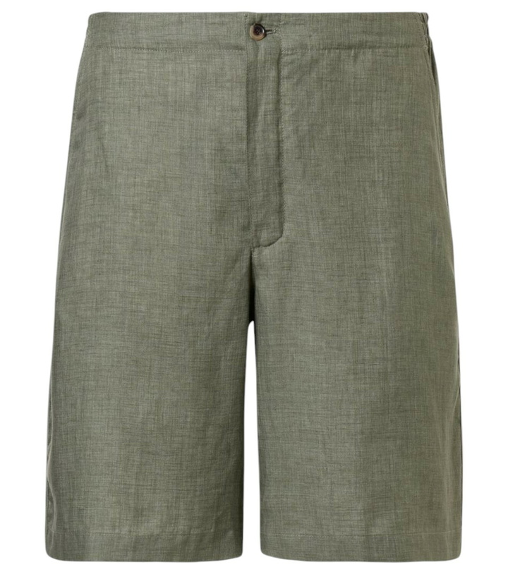 Photo: Loro Piana Nolan linen Bermuda shorts