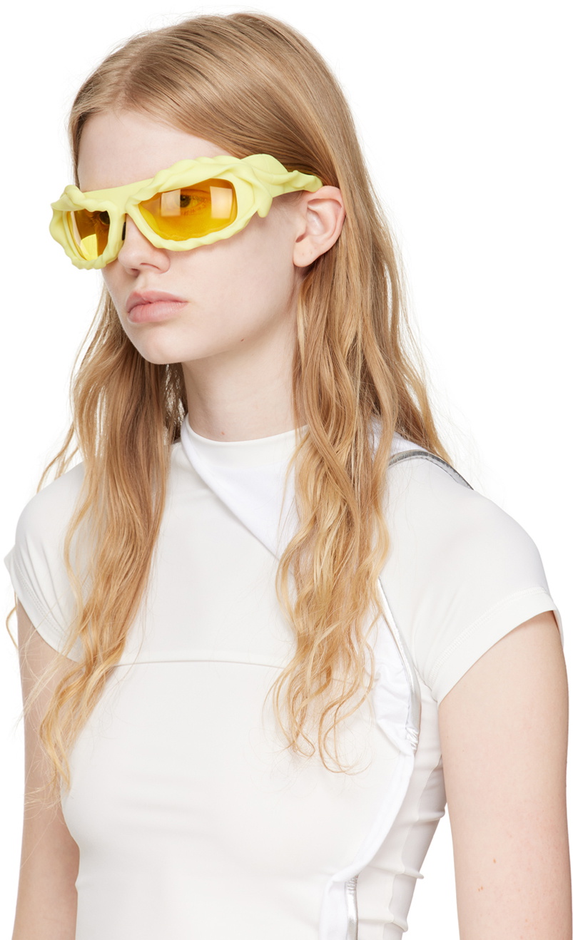 【関税込み】Ottolinger イエロー Twisted サングラス Ottolinger Yellow Twisted Sunglasses Ottolinger