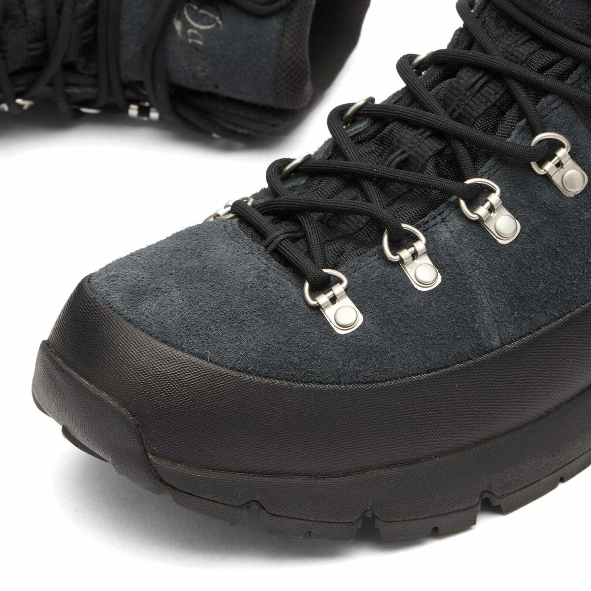 Danner Men's Mountain 600 ID Gore-Tex Hiking Boots in Jet Black