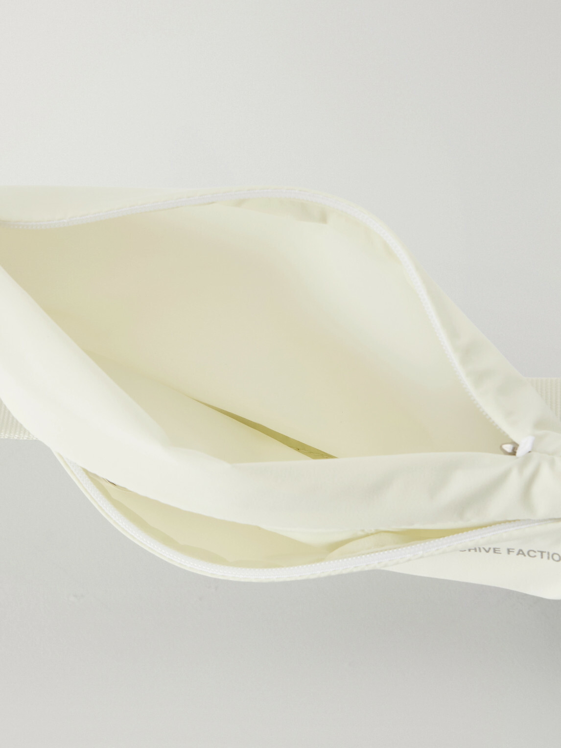 On - Post Archive Faction Recycled-Shell Running Belt Bag