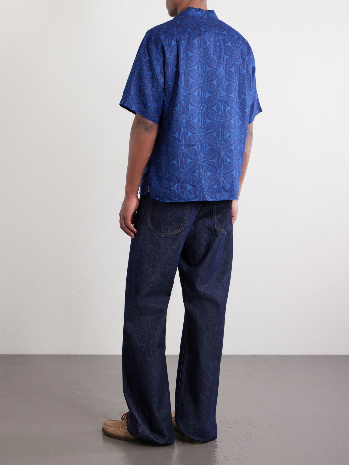Blue Blue Japan - Sakura Camp-Collar Indigo-Dyed Floral-Print Linen Shirt - Blue