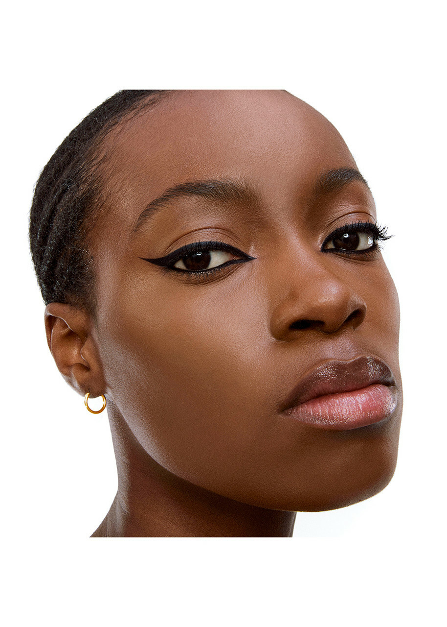 Yves Saint Laurent Liners Liberated - 01