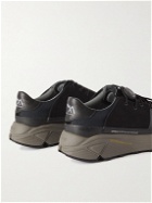 Comfy Outdoor Garment - Approach Mesh and Vegan Leather Sneakers - Black