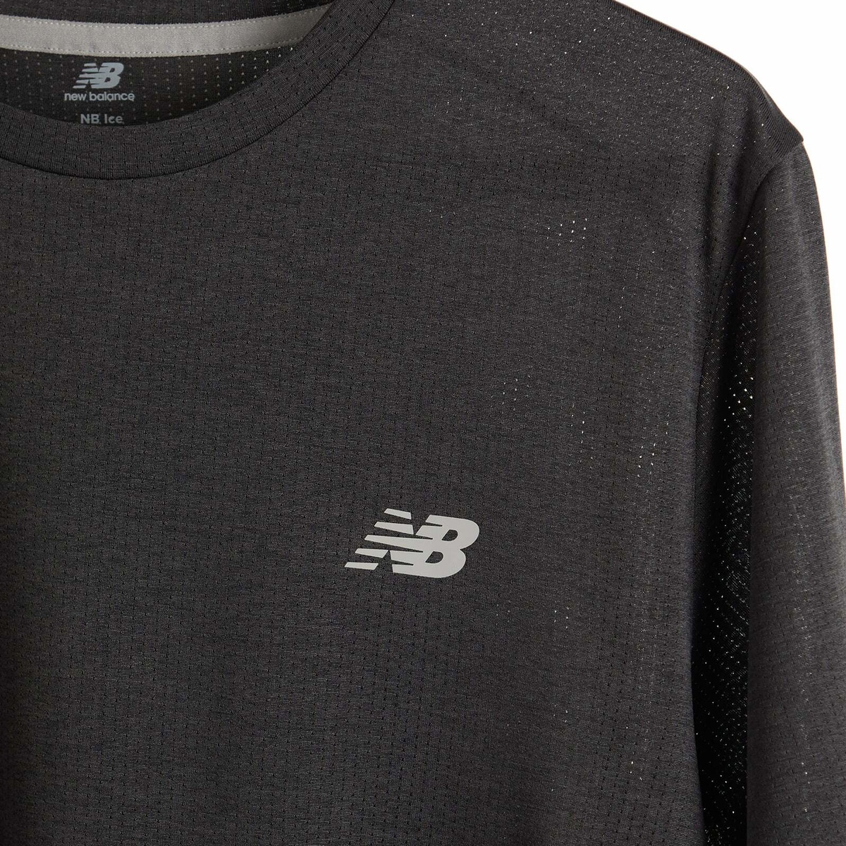 New Balance RAN Graphic T-Shirt in Black
