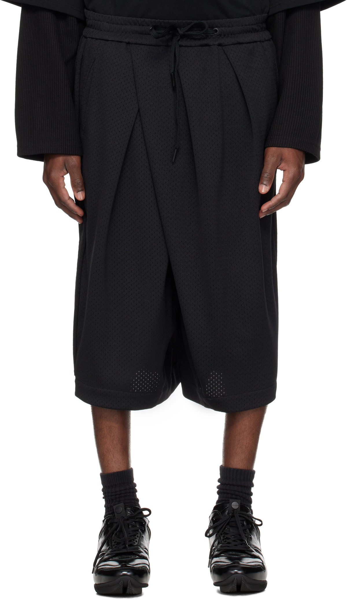 NAMESAKE Black Reid Pleated Basketball Shorts