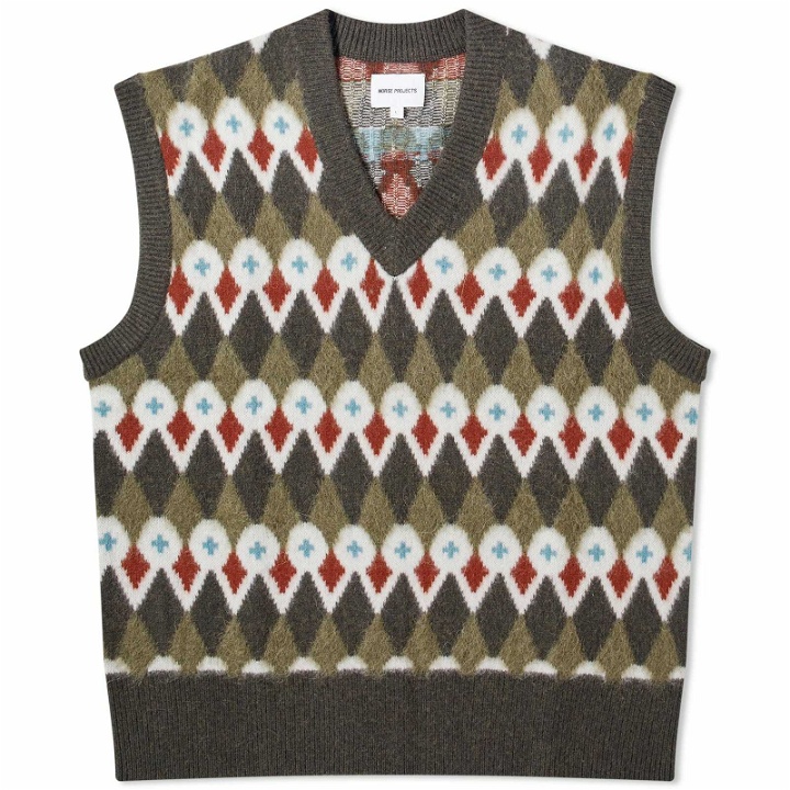 Photo: Norse Projects Men's Melvin Merino Vest in Ivy Green