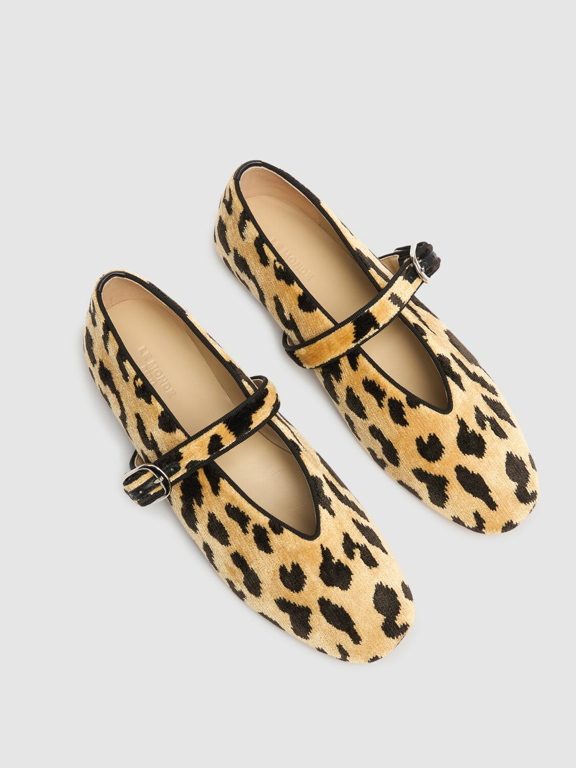 LE MONDE BERYL 10mm Stella Velvet Mary Jane Flats