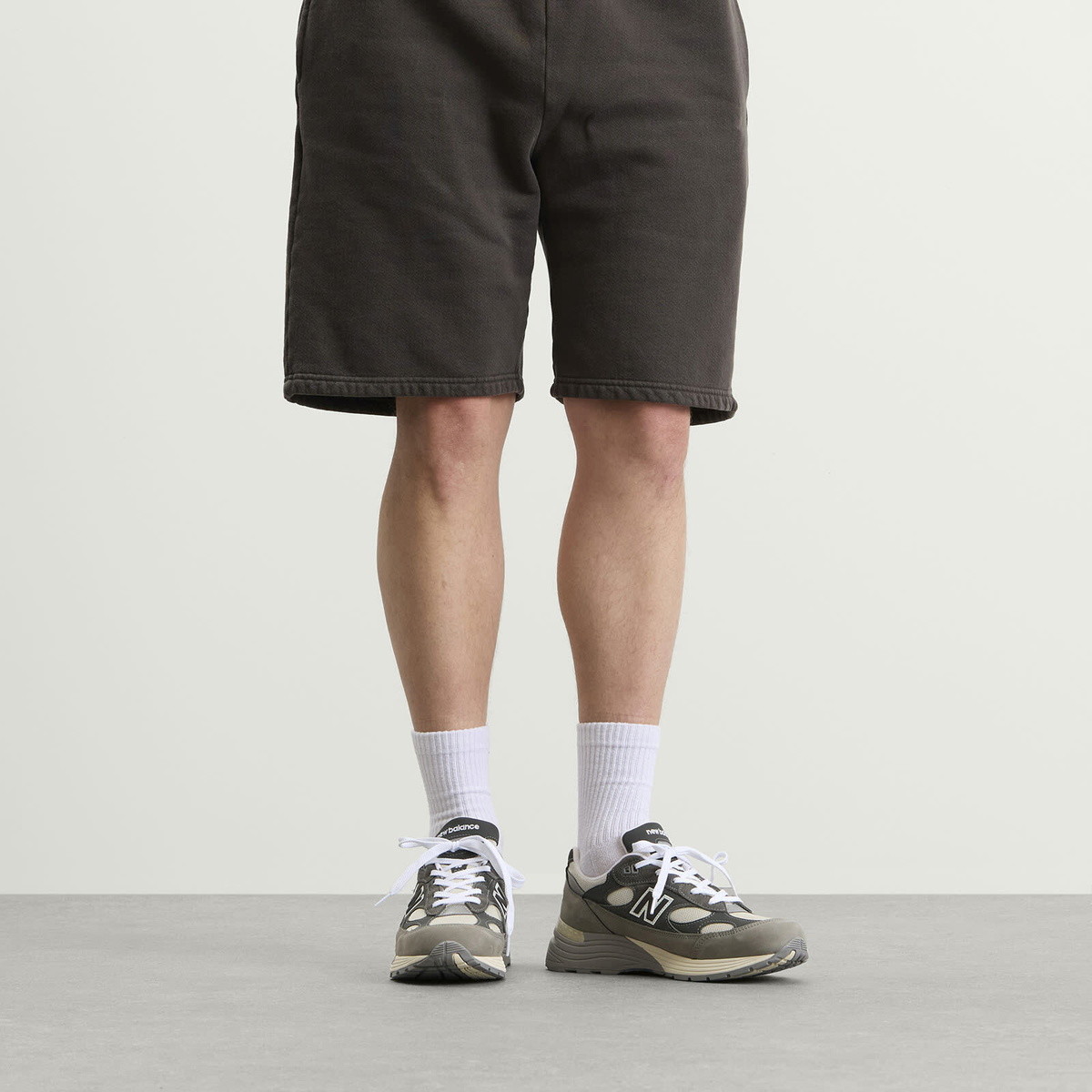 New Balance 992 Sneaker in Shadow Grey