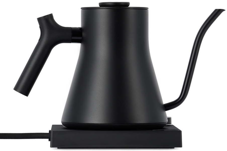 https://cdn.clothbase.com/uploads/f8e6eae5-ebb6-430a-ba71-ef94207839dd/black-stagg-ekg-pro-electric-kettle.jpg