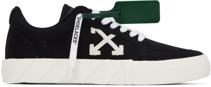 Photo: Off-White Black Low Vulcanized Sneakers