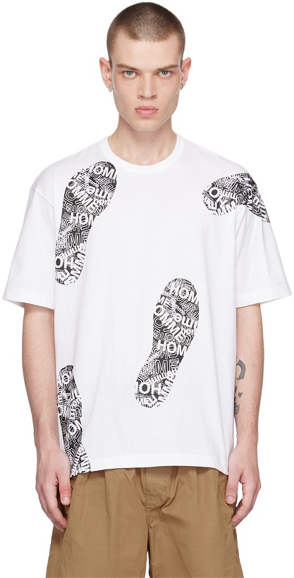 Photo: Comme des Garçons Homme White Graphic T-Shirt
