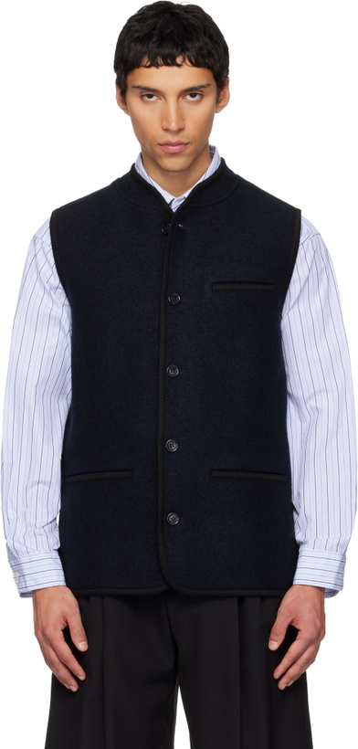 Photo: Rier SSENSE Exclusive Navy Walker Vest