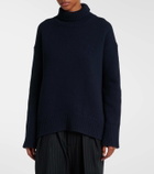 Plan C Wool and cashmere turtleneck sweater