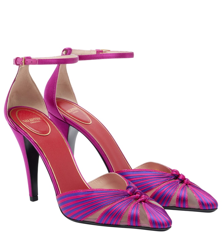 Photo: Valentino Garavani Annine leather-trimmed satin pumps