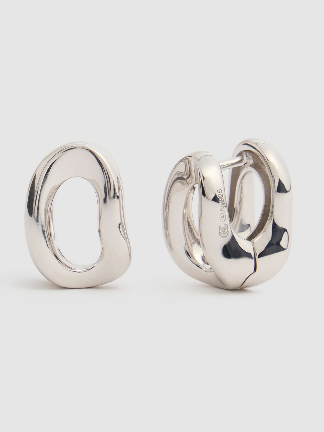CHARLOTTE CHESNAIS Creoles Shima Drop Earrings