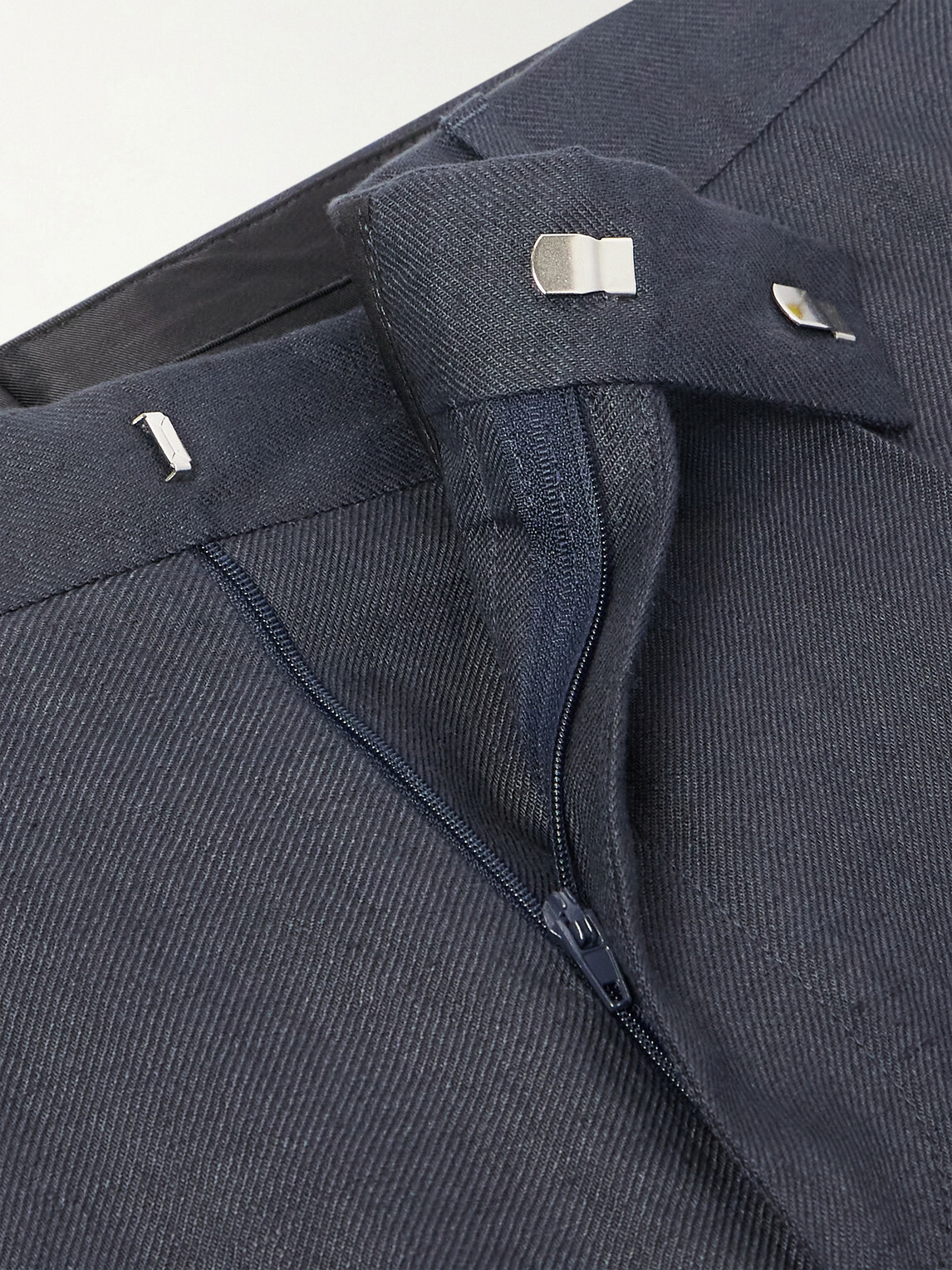 Lardini - Straight-Leg Pleated Linen-Twill Shorts - Blue