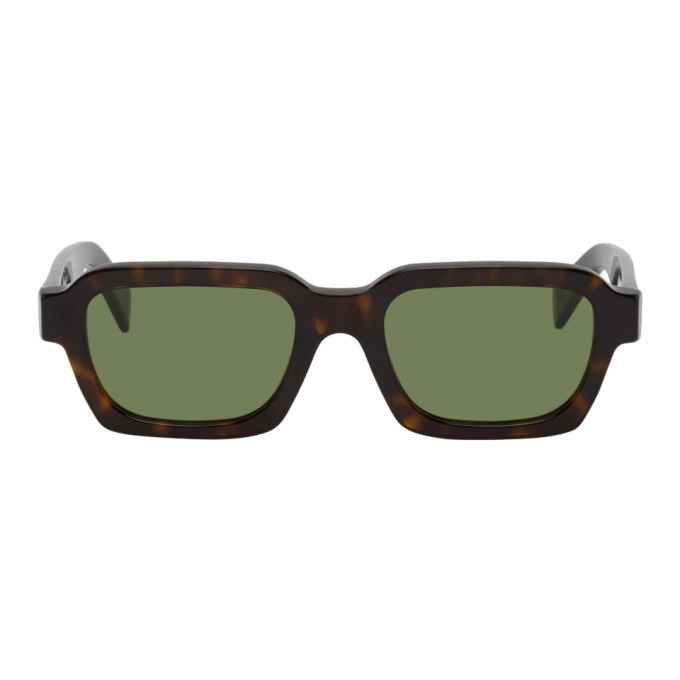 Photo: RETROSUPERFUTURE Tortoiseshell Caro Sunglasses