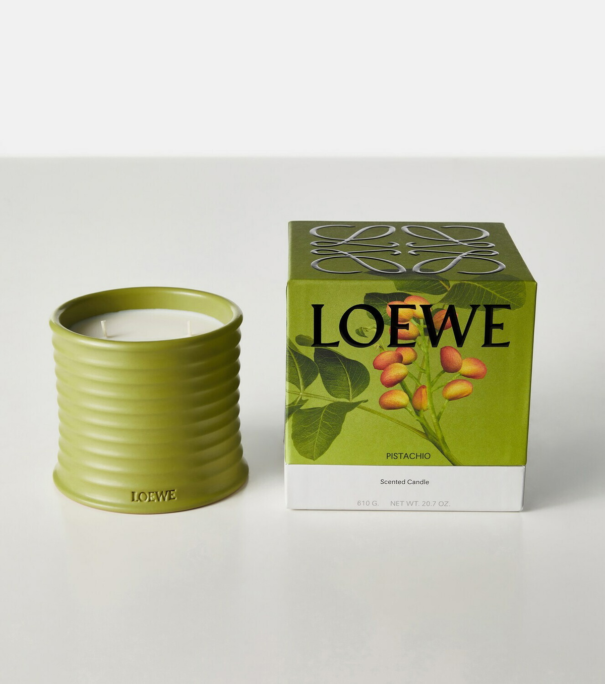 Loewe Home Scents Pistachio Medium scented candle