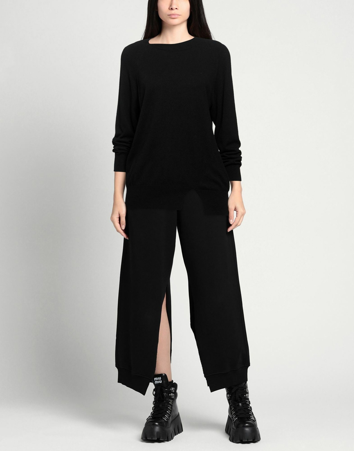 Manila Grace Womens Sweater in Black