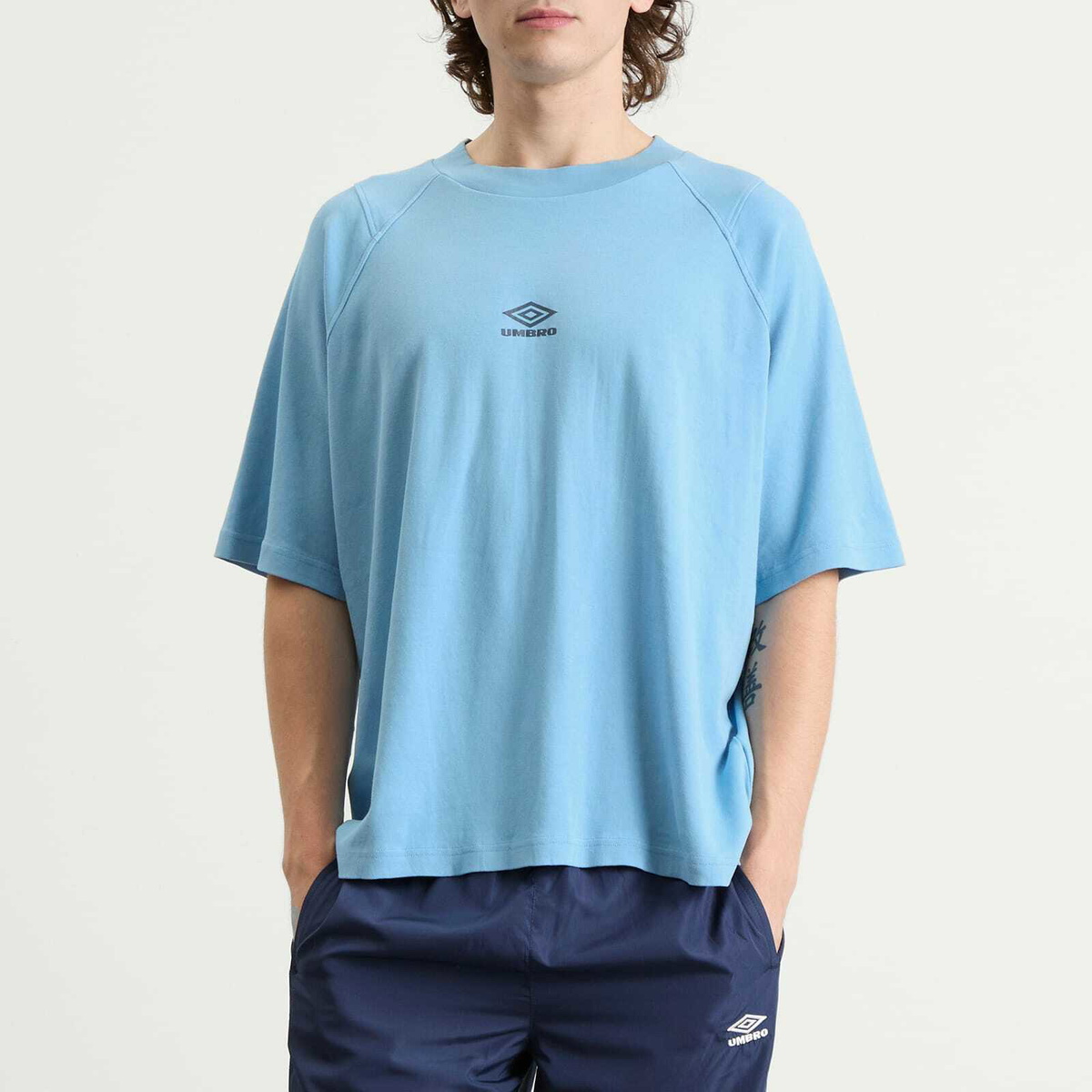 Umbro Men's Washed High Neck Boxy T-Shirt in Vista Blue