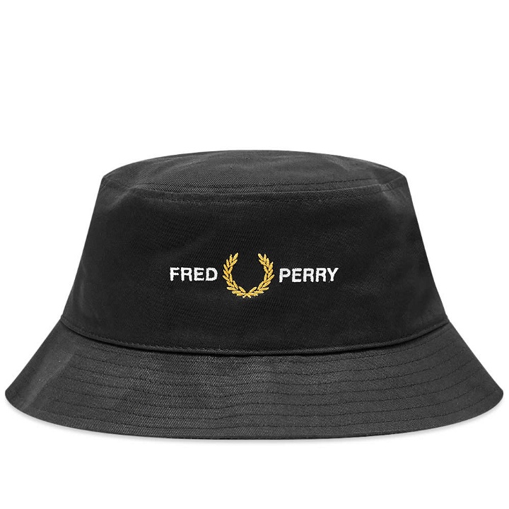 Photo: Fred Perry Authentic Graphic Bucket Hat
