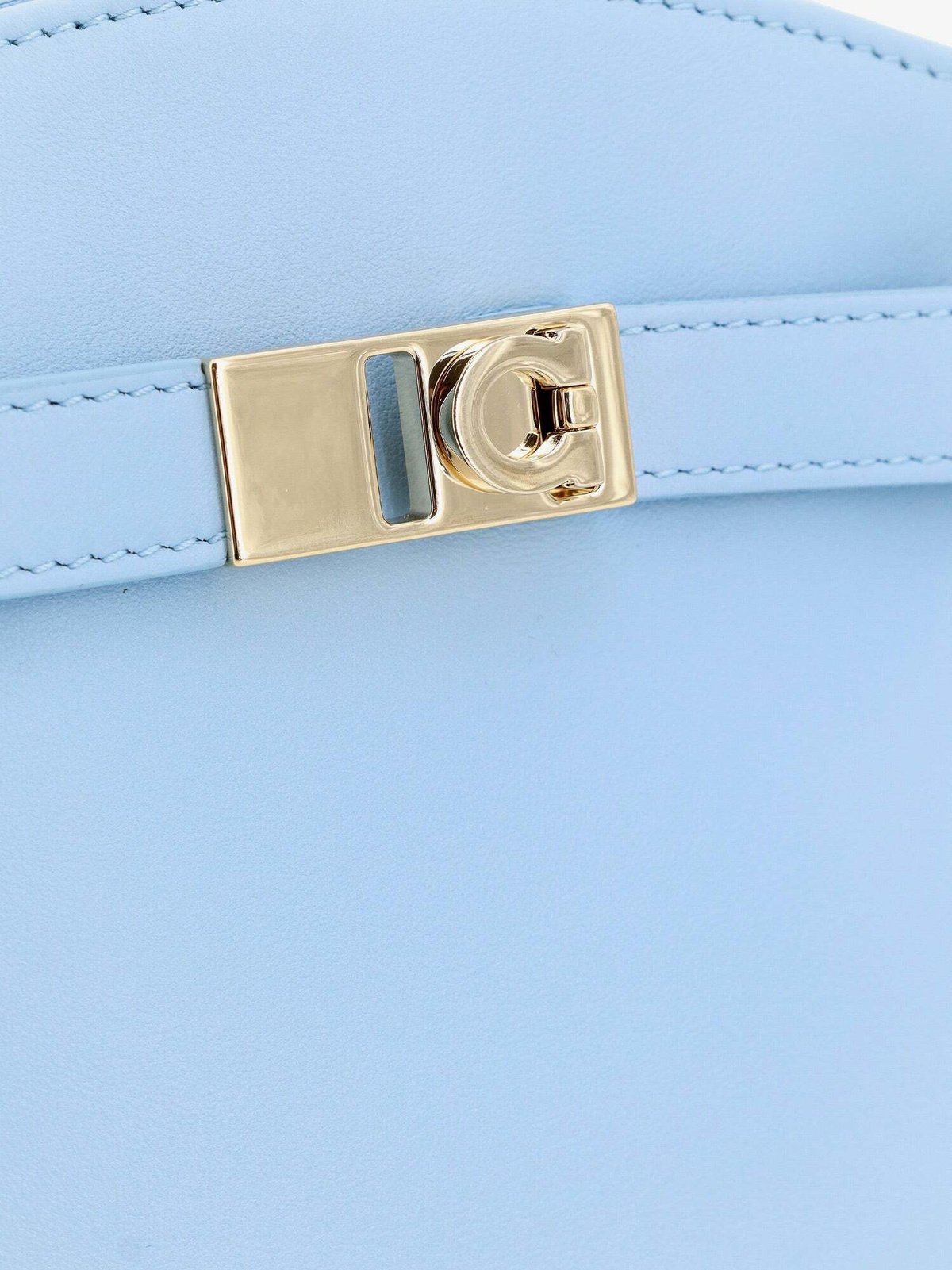 Ferragamo Hug Blue Womens Shoulder Bag Salvatore Ferragamo