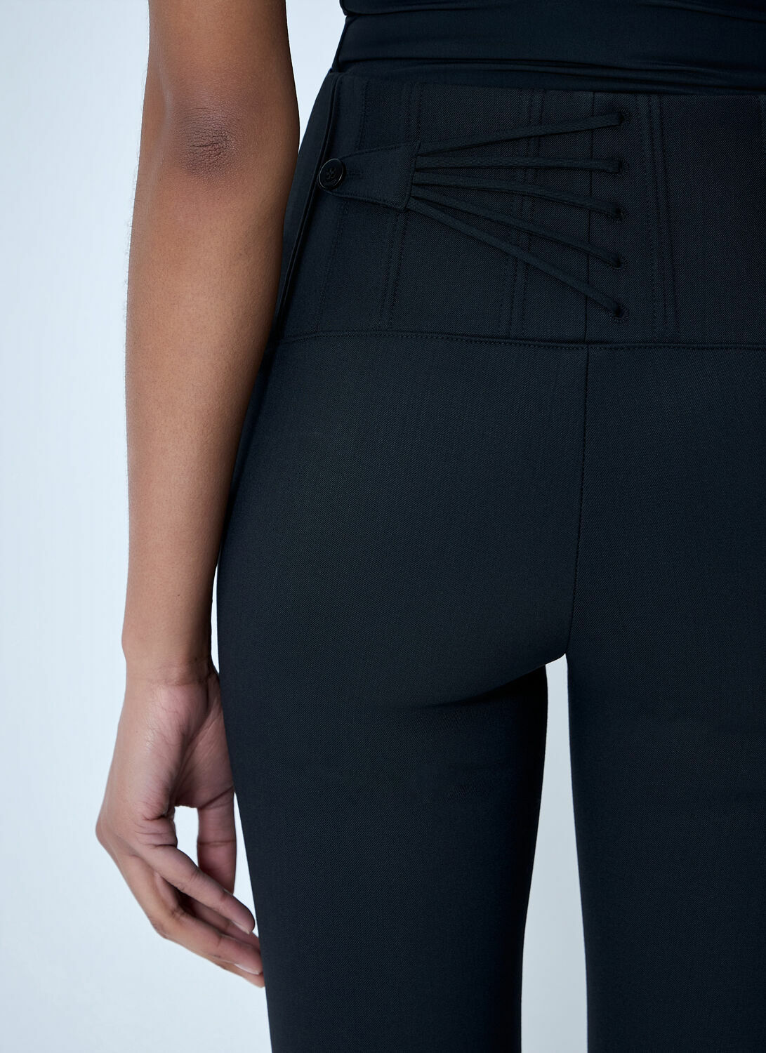 Jacquemus High-Waisted Buttoned Cycling Pants
