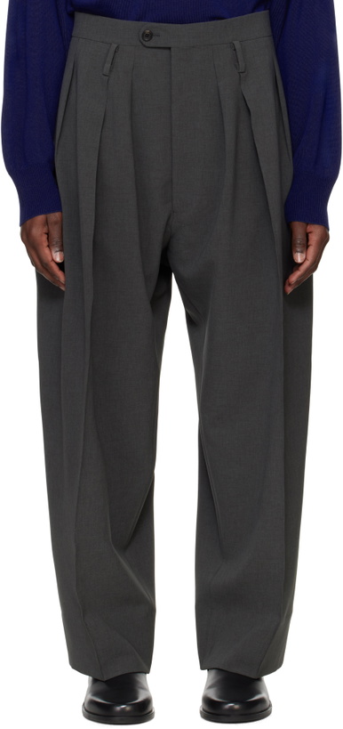 Photo: RAINMAKER KYOTO Gray Double Cloth 3-Pleated Trousers
