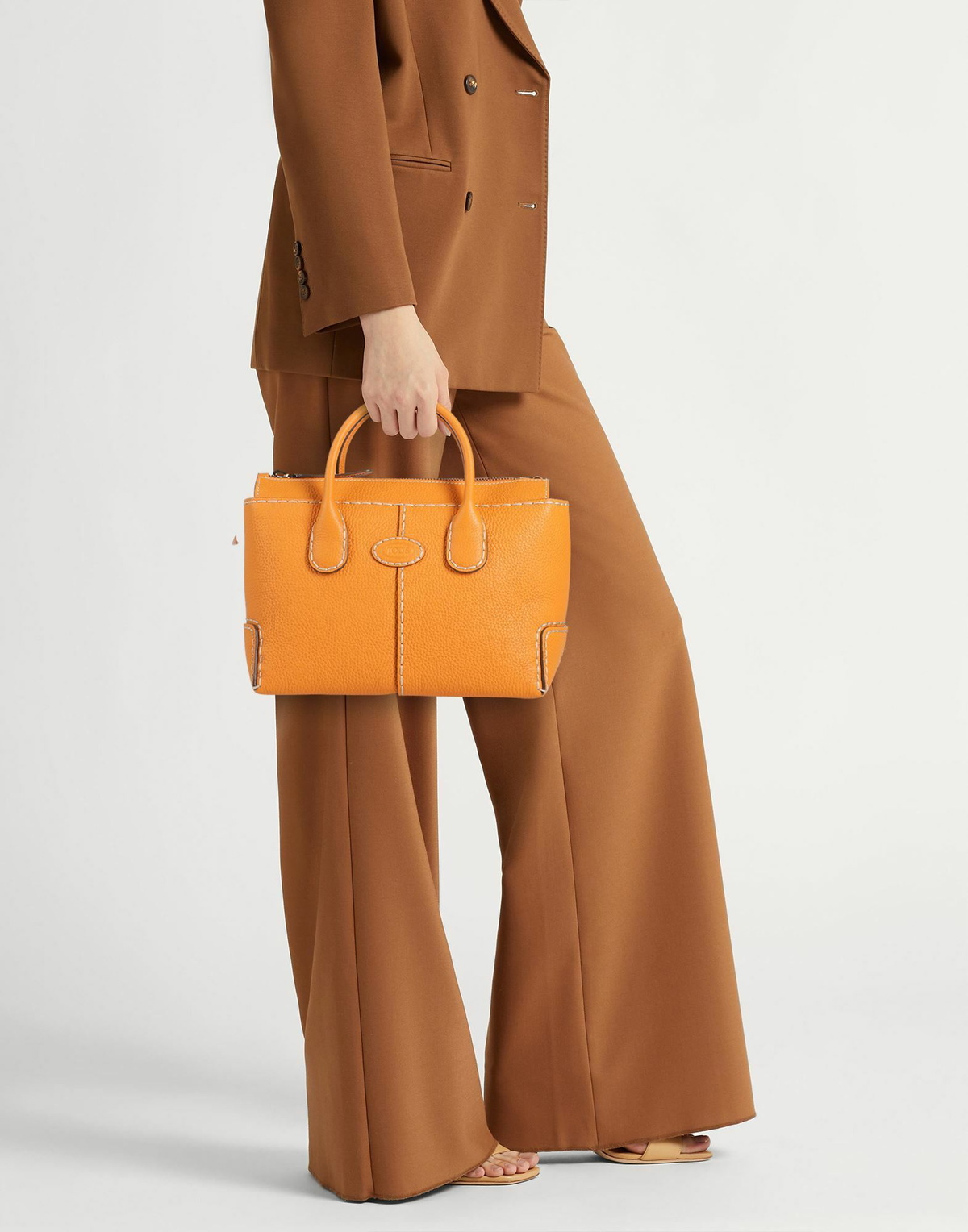 Tod's Womens Handbag in Orange