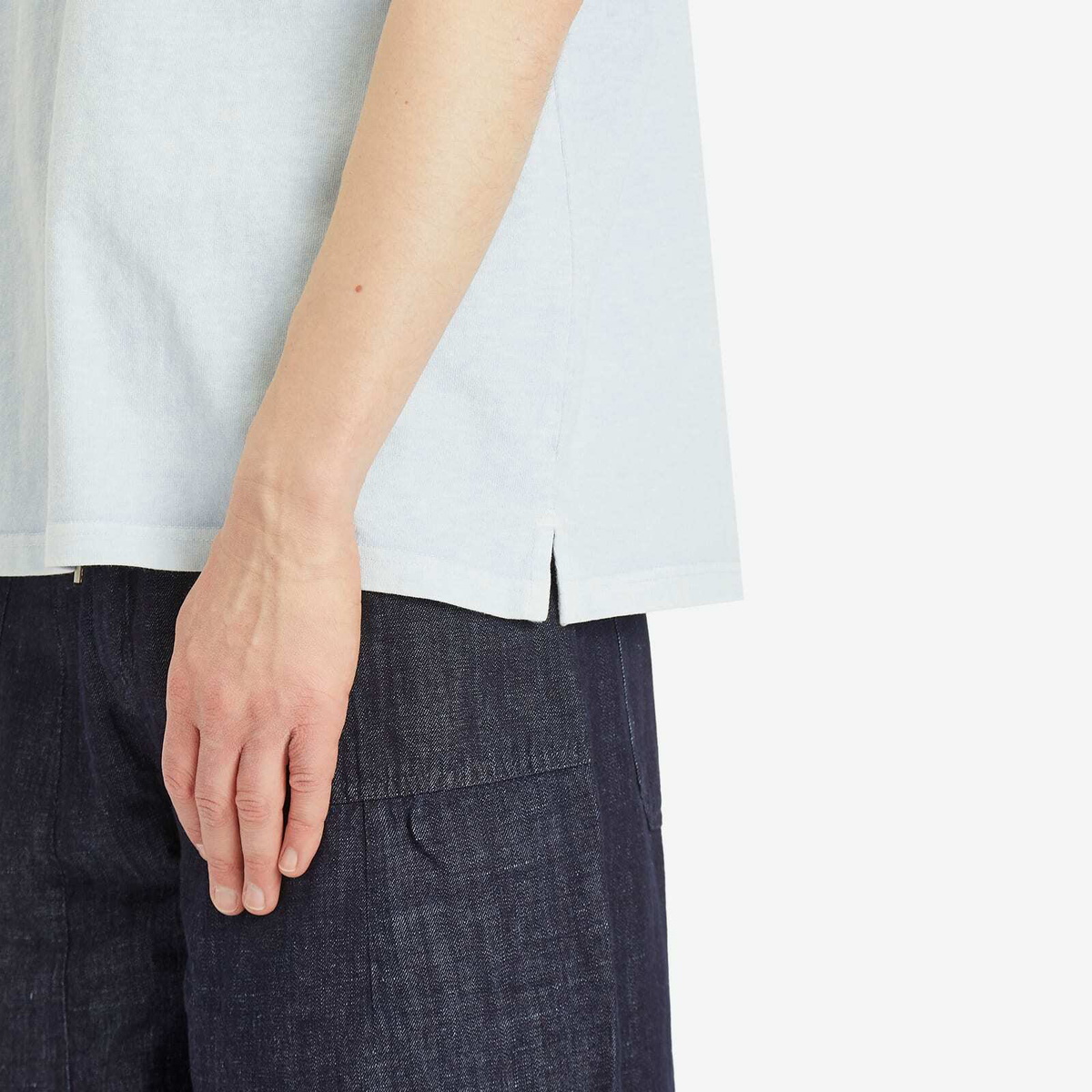 FrizmWORKS Men's Og Pigment Dye T-Shirt in Ice
