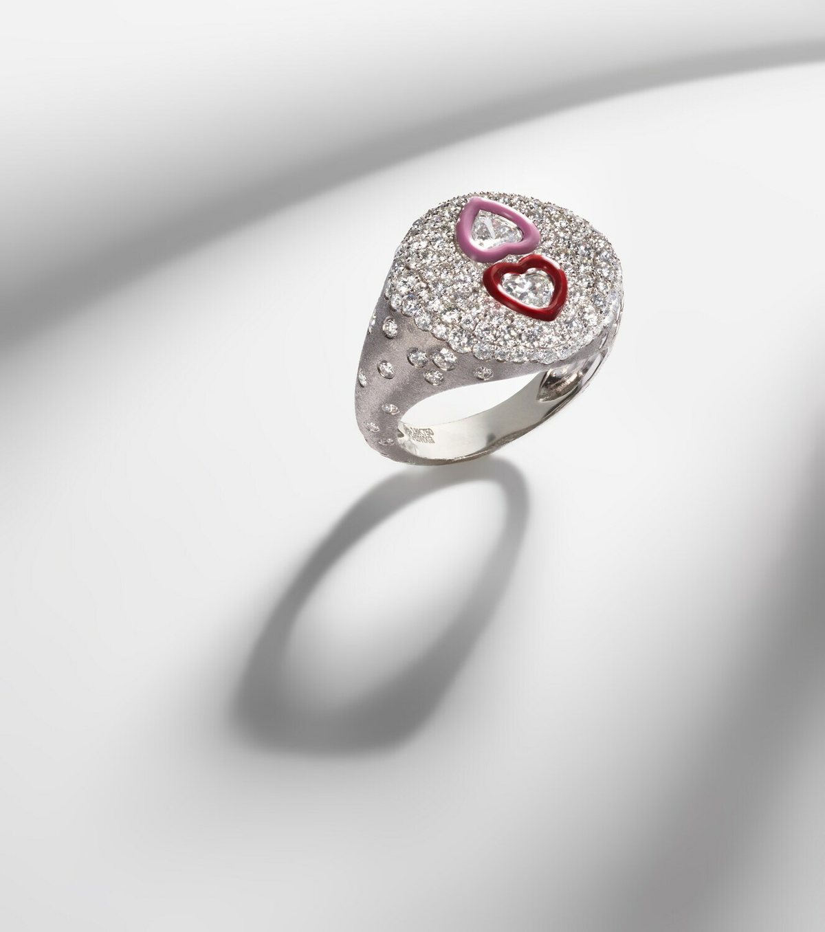 Kamyen 18kt white gold ring with diamonds and enamel