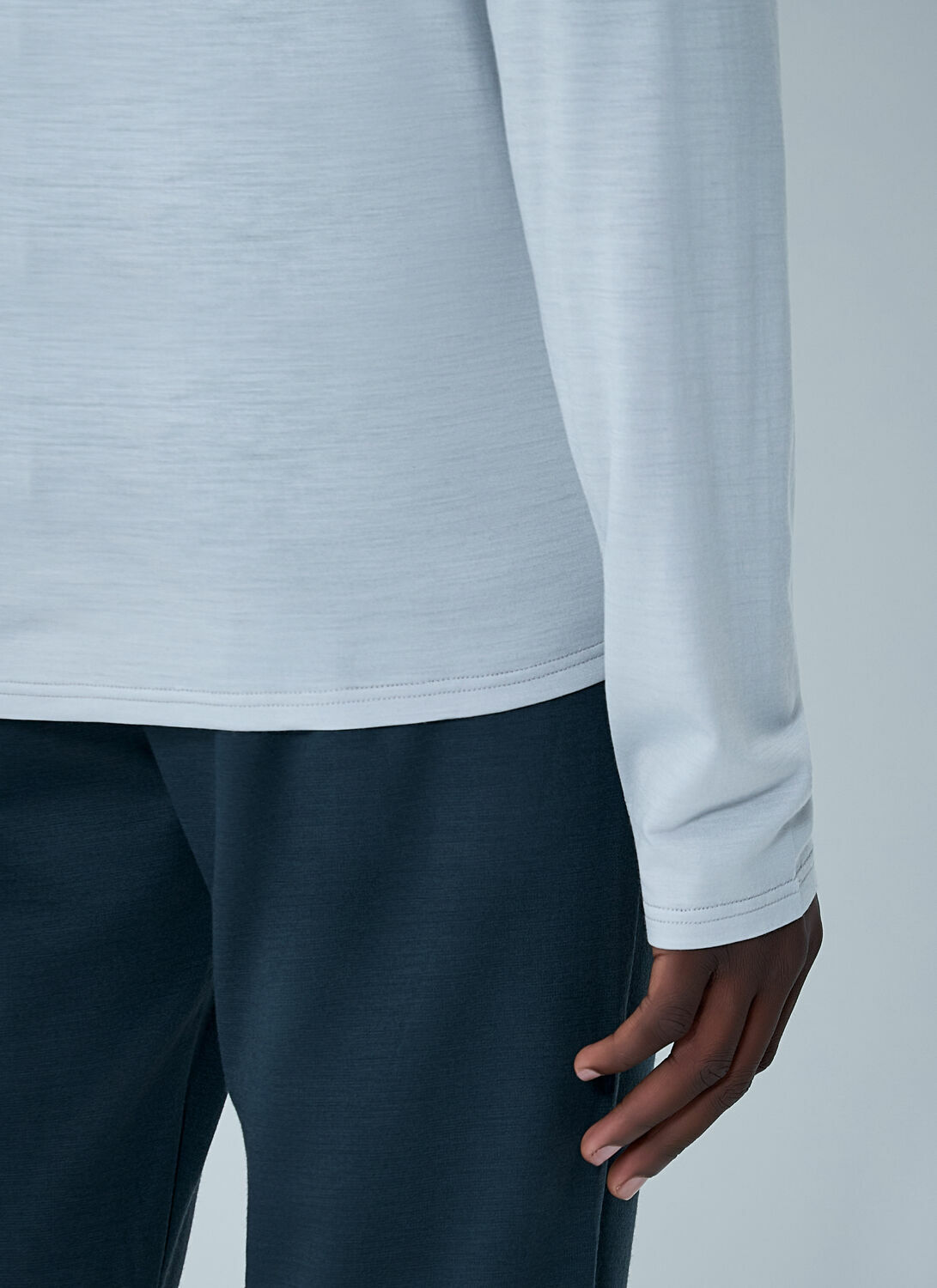 RIER Long Sleeve Crewneck Top