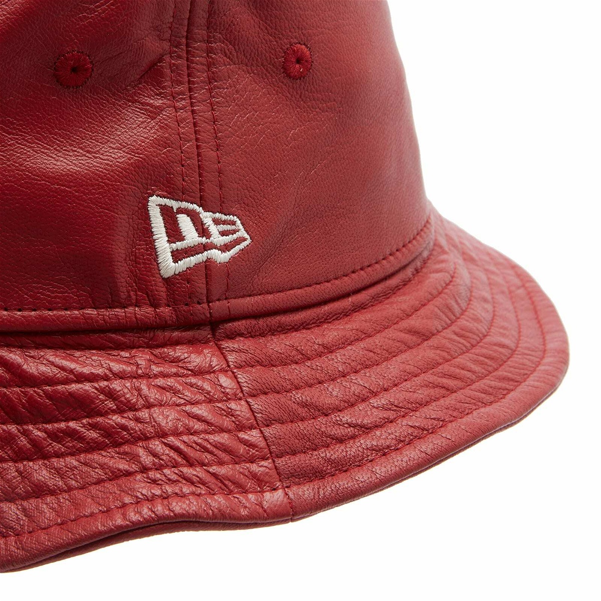 New Era Men's New York Yankees Leather Bucket Hat in Red New Era Cap