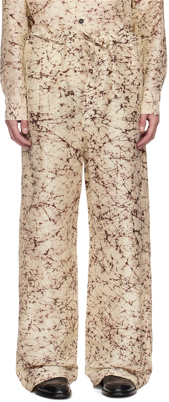 Photo: AIREI Beige Printed Trousers