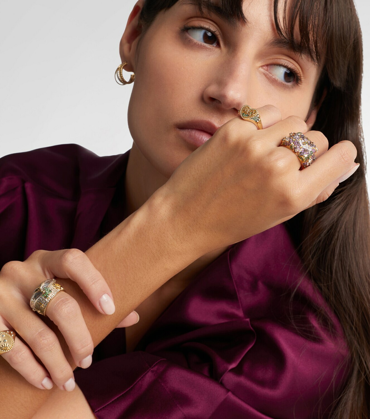 Yvonne Léon Jolie Fleur 9kt gold ring with gemstones