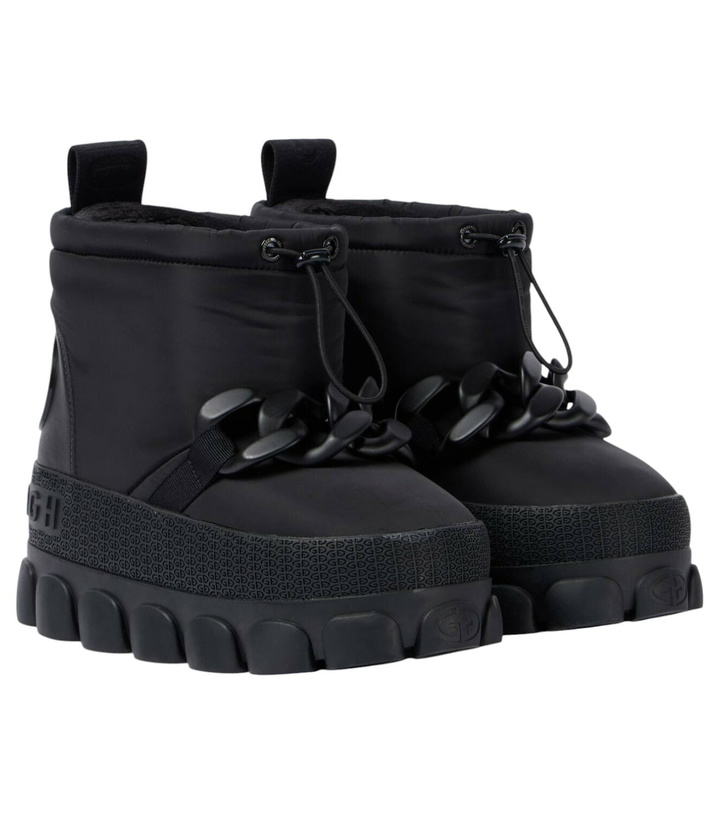Photo: Goldbergh Champy chain-detail snow boots