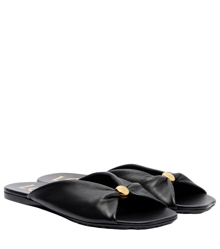 Photo: Loewe Paula's Ibiza Pebble leather slides