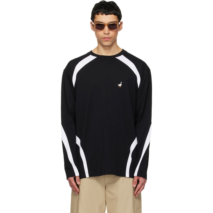 Photo: Moschino Black Embroidered Archive Goose T-shirt