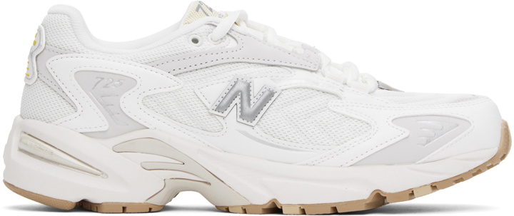 Photo: New Balance White 725V1 Sneakers