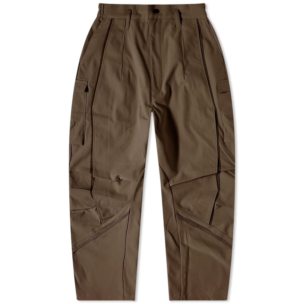 GOOPiMADE Men's P-5S Synchronize Utility Tapered Pants in Olive