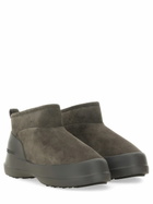 moon Boot