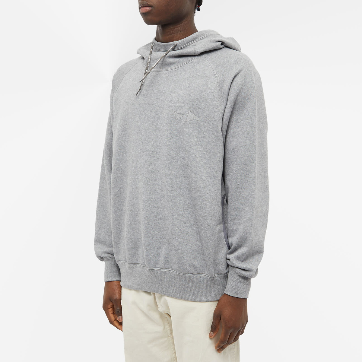 Maison Kitsune × and wander trak hoodie MAISON KITSUNÉ x AND WANDER | Maison Kitsuné